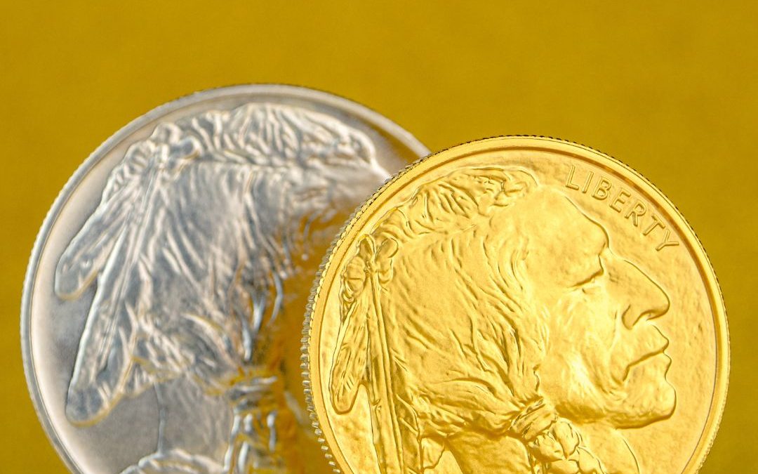 monedas de oro y plata